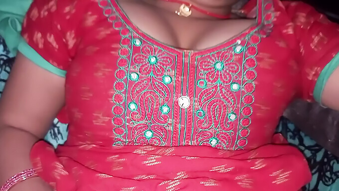 Bdsm જોડી જાહેરમાં સેક્સ કરવા અને Hd વિડિઓમાં ગેપ કરવા મજા લે છે