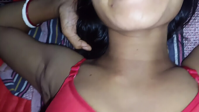 Indische (Hindi) Schwule Orgie Mit 18-Jährigem Amateur