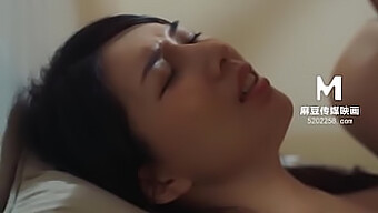 Asian Girl Liang Jia Xin Gives Hot Missionary Sex In Hd Video