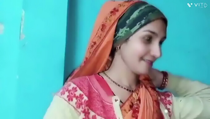 Standing Fuck: Desi Milf Gets Fucked From Behind By Indian Teen (18+)