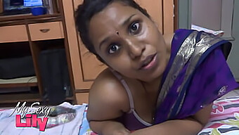 Desi Bhabi...